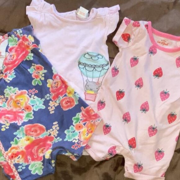 GIRLS 6-9 MONTH LOT - Picture 5 of 9